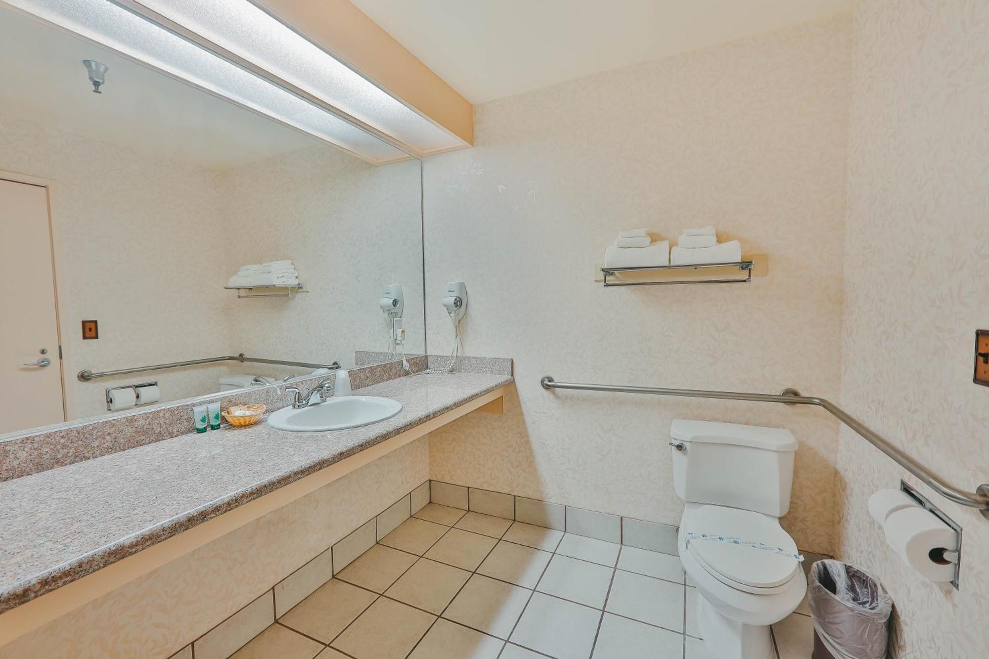 Hotel International Линвуд Экстерьер фото