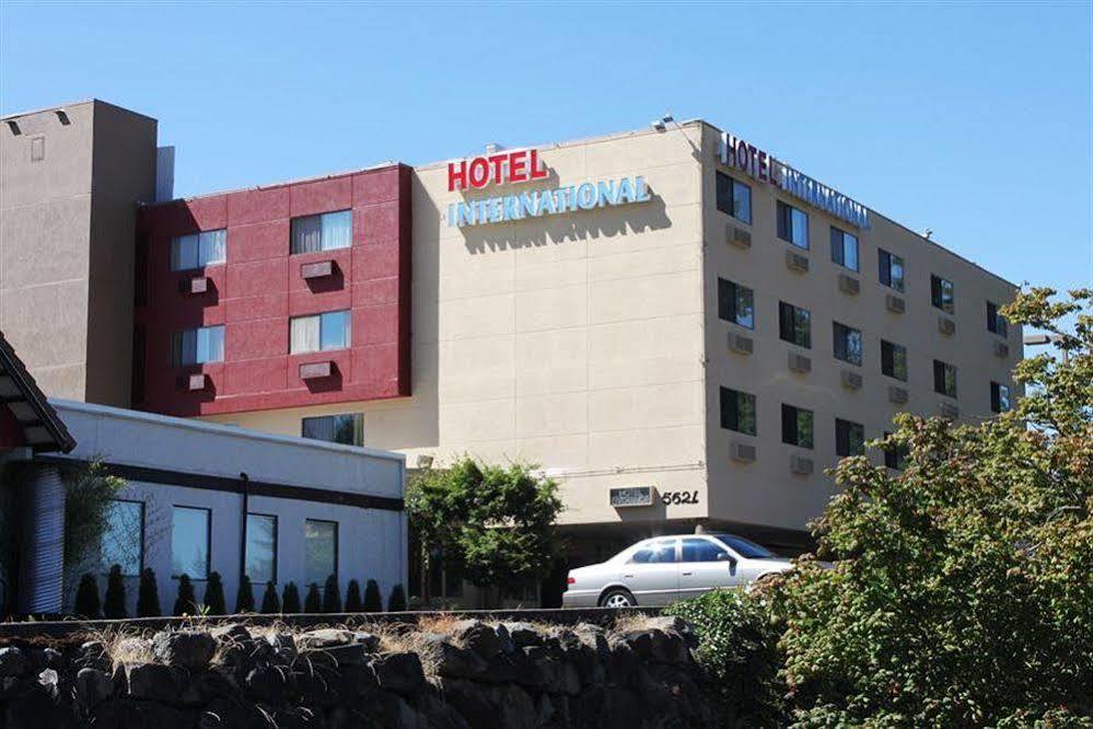 Hotel International Линвуд Экстерьер фото